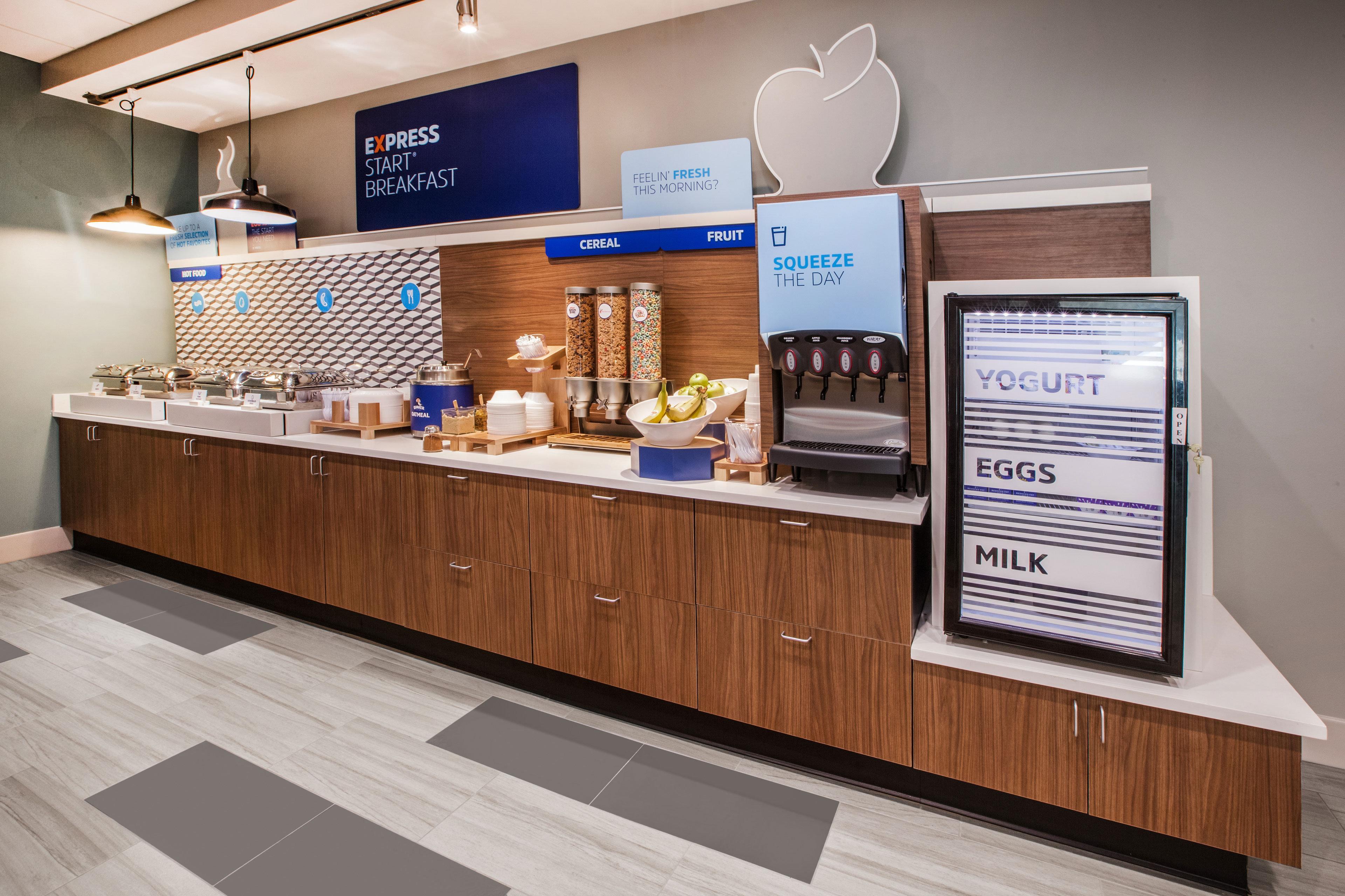 Holiday Inn Express Madison Luaran gambar