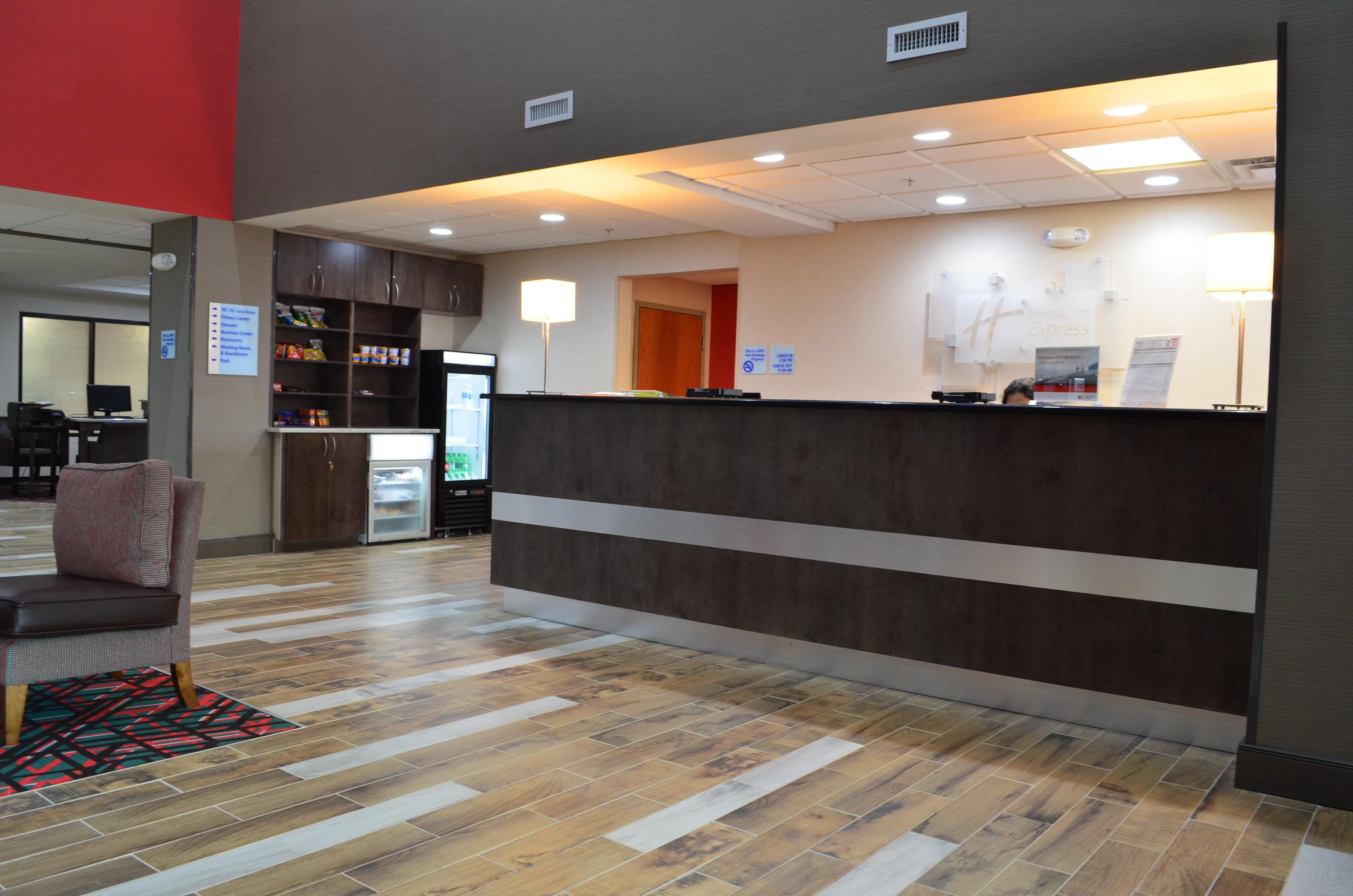 Holiday Inn Express Madison Luaran gambar