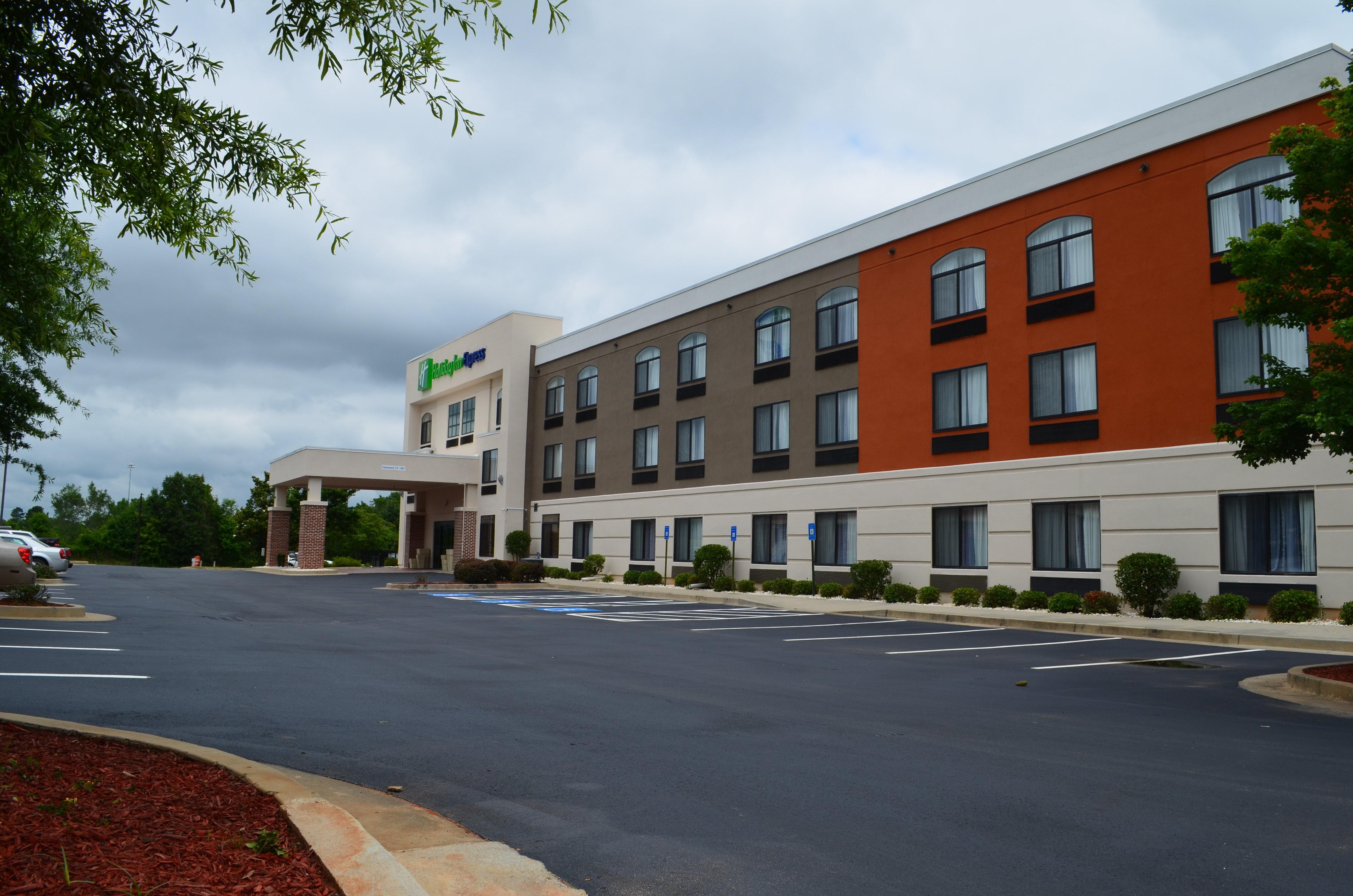 Holiday Inn Express Madison Luaran gambar