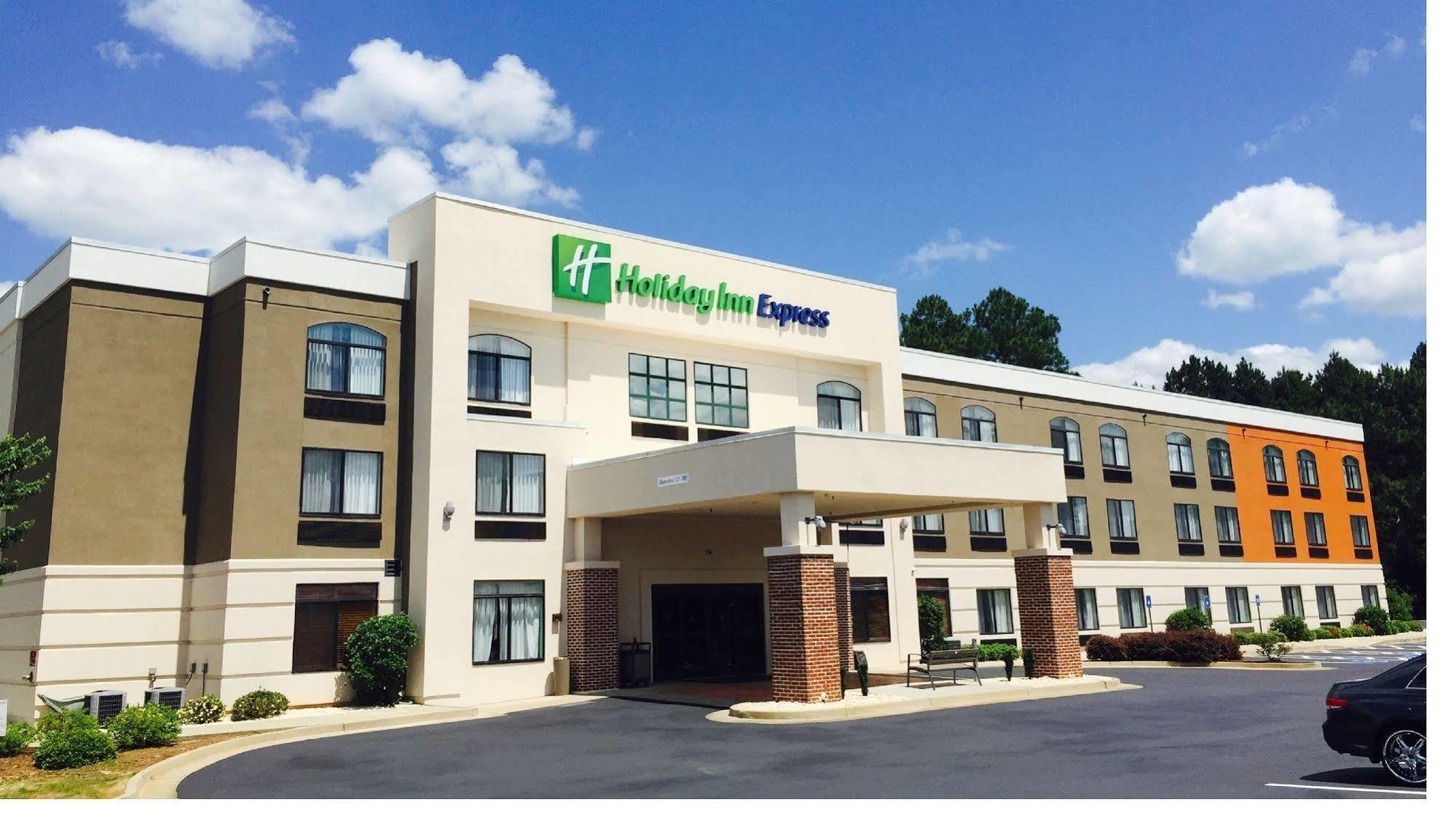 Holiday Inn Express Madison Luaran gambar